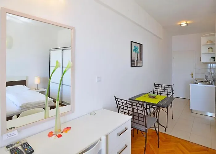 Sunset Apartament *